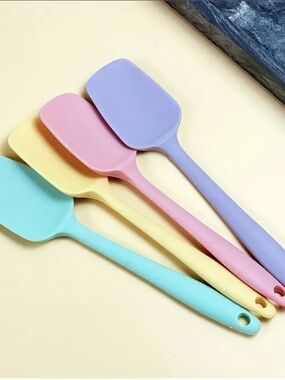 NWT 4-Piece Pastel Macaron Silicone Spoon Spatula Set Aesthetic Kitchen